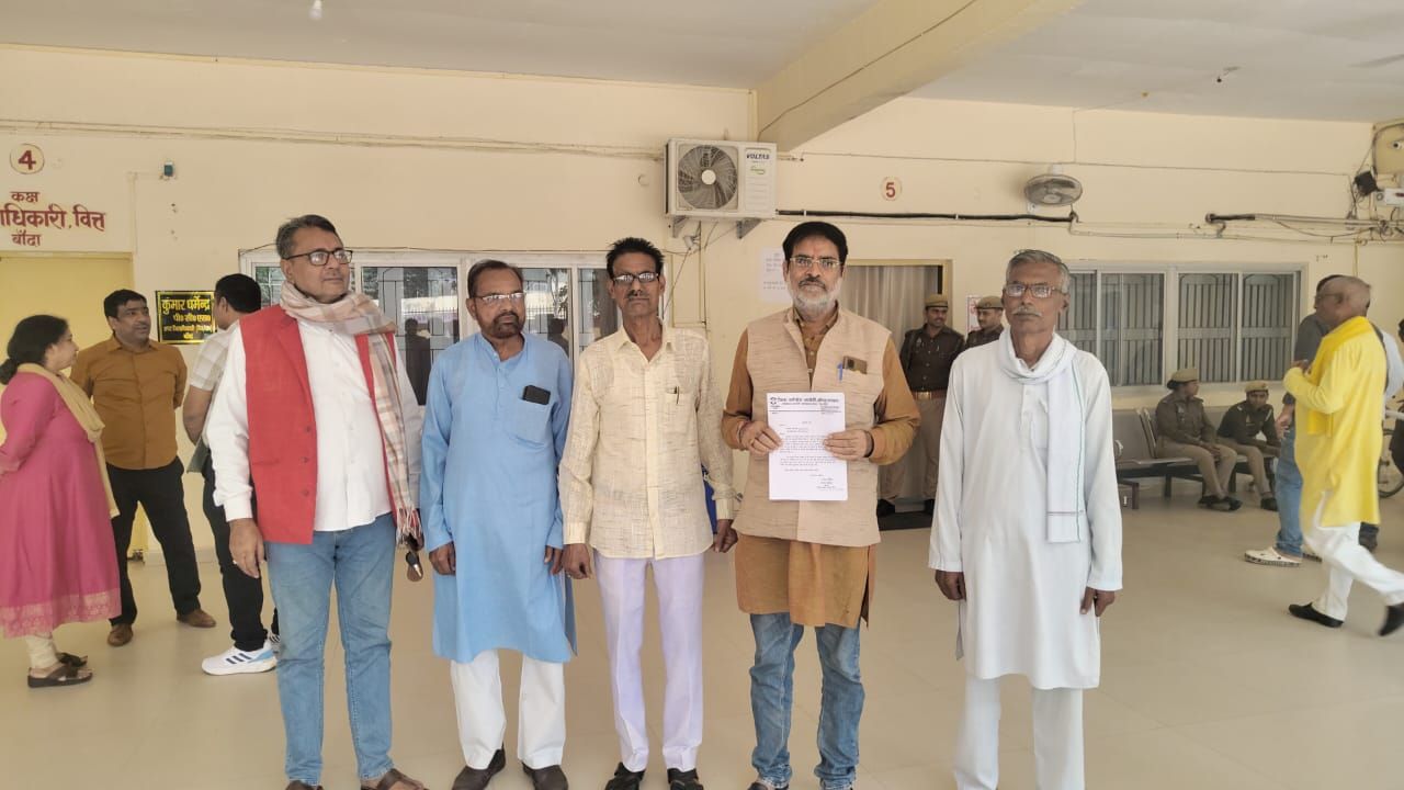 बांदा में बेमौसम बारिश से फसलें बर्बाद, कांग्रेस कमेटी ने उठाई किसानों के मुआवजे की मांग