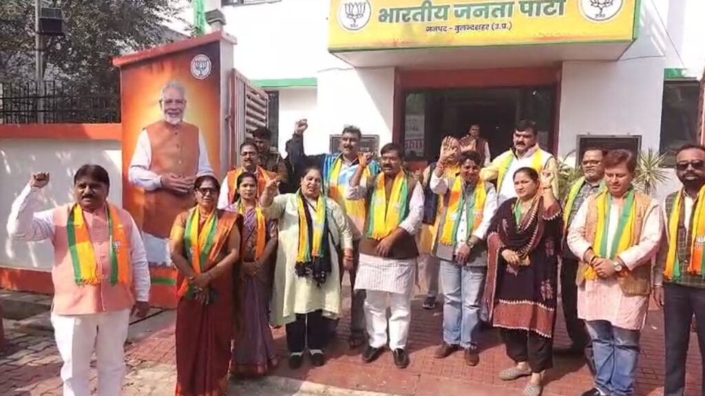Celebrations at the BJP office in Bulandshahr