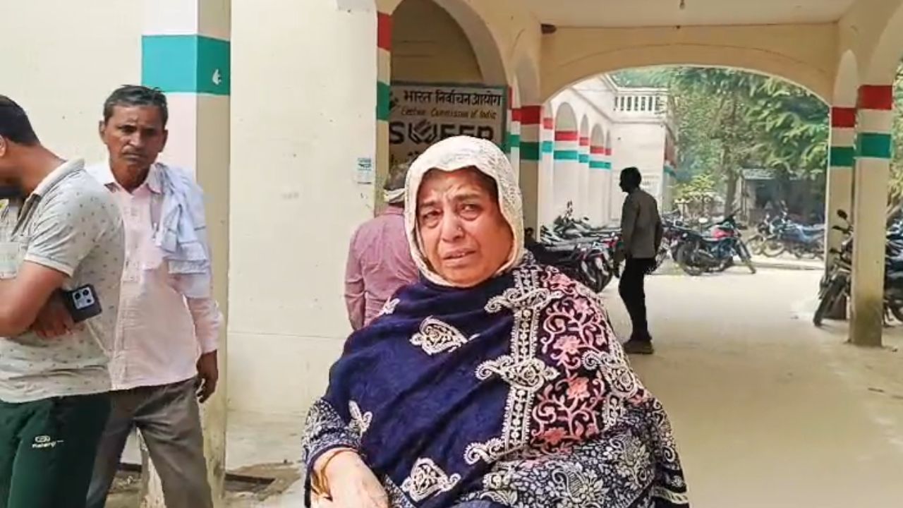 पुश्तैनी जमीन पर दबंगों का कब्जा! न्याय की गुहार लगाती बुजुर्ग विधवा महिला ने उठाए प्रशासन पर सवाल