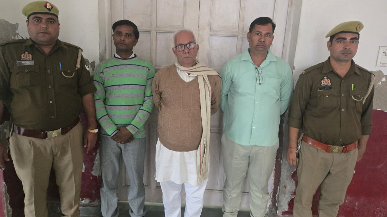 Bulandshahr News: क्रीमी फूड्स मिल्क प्लांट से 2.25 करोड़ का दूध चोरी, तीन आरोपी गिरफ्तार