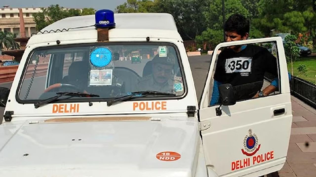 आखिर क्या करना चाहते थे दिल्ली में ये 260 विदेशी नागरिक, पुलिस के “ऑपरेशन क्लीन स्वीप” अभियान में सभी दबोचे गए, पढ़ें बड़ा खुलासा