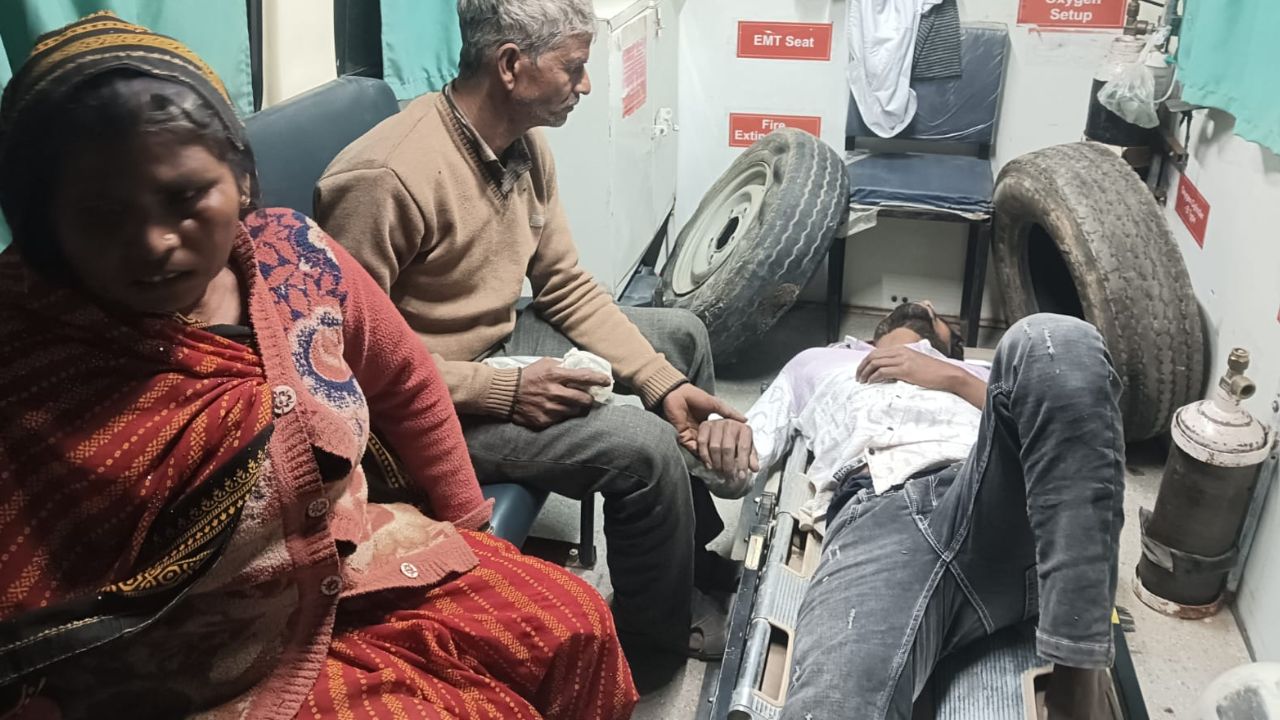 फतेहपुर में बड़ा हादसा, अज्ञात वाहन ने युवक को मारी जोरदार टक्कर, हालत नाजुक
