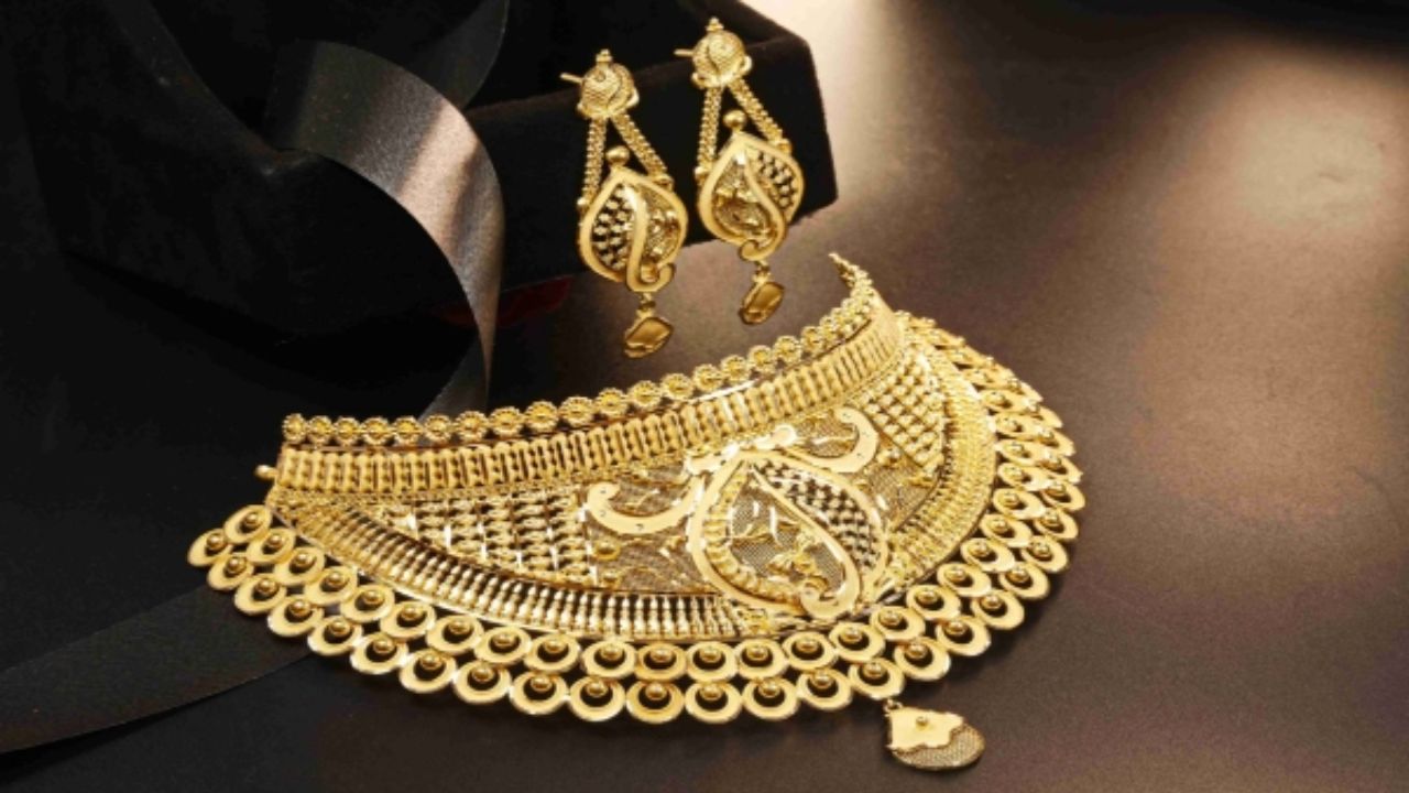 Gold Price Today: सोने-चांदी के भाव में फिर तेजी, क्या एक बार फिर रिकॉर्ड ऊंचाई छुएगा गोल्ड?