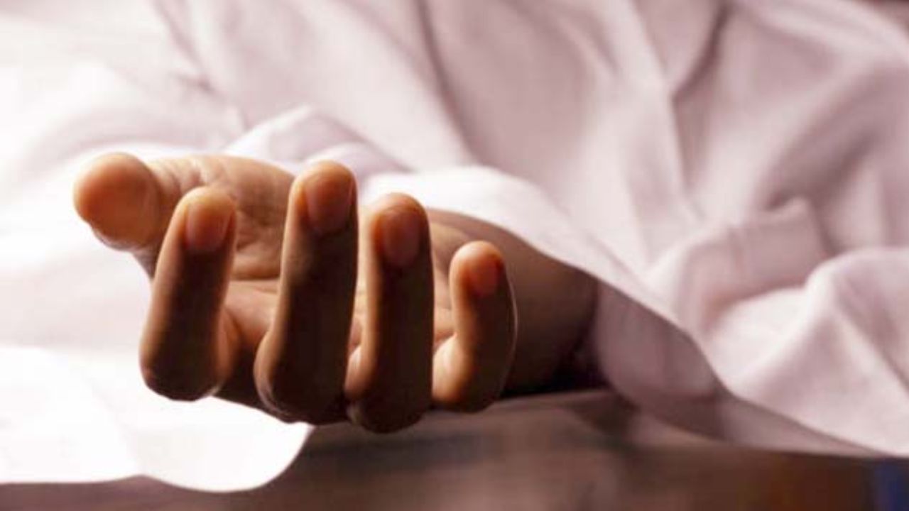 नाबालिग छात्र ने फांसी लगाकर की खुदकुशी, एकतरफा प्रेम में गंवाई जान; आखिर क्यों?