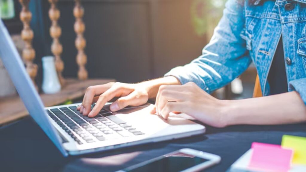 Hand pain while using a laptop