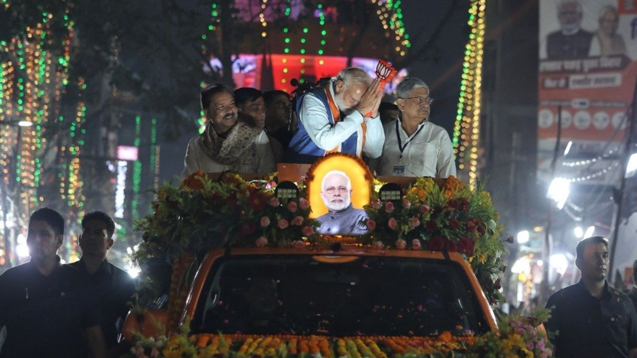 बड़ा सवाल: पीएम मोदी की रैली से क्यों गायब नीतीश कुमार? जानें क्या है बिहार चुनाव का माहौल