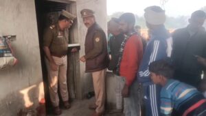 UP Crime: ट्यूबवेल पर सो रहे युवक की धारदार हथियार से की गई हत्या, मचा हड़कंप