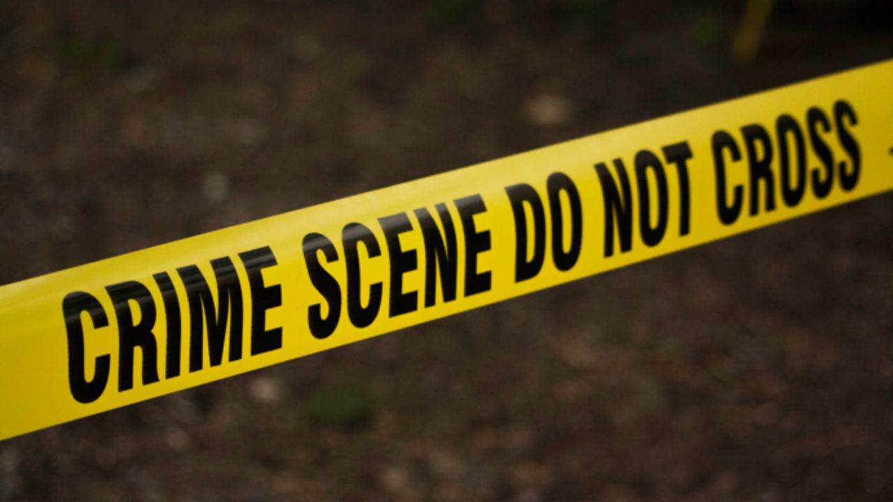 UP Crime: दबंगो की दबंगई वृद्ध किसान सहित महिला के तोड़ दिए दोनों पैर, मचा हड़कंप