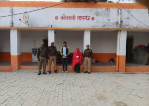 UP News: रायबरेली में पकड़े गए चोरी करने वाले दंपत्ति, मचा हड़कंप