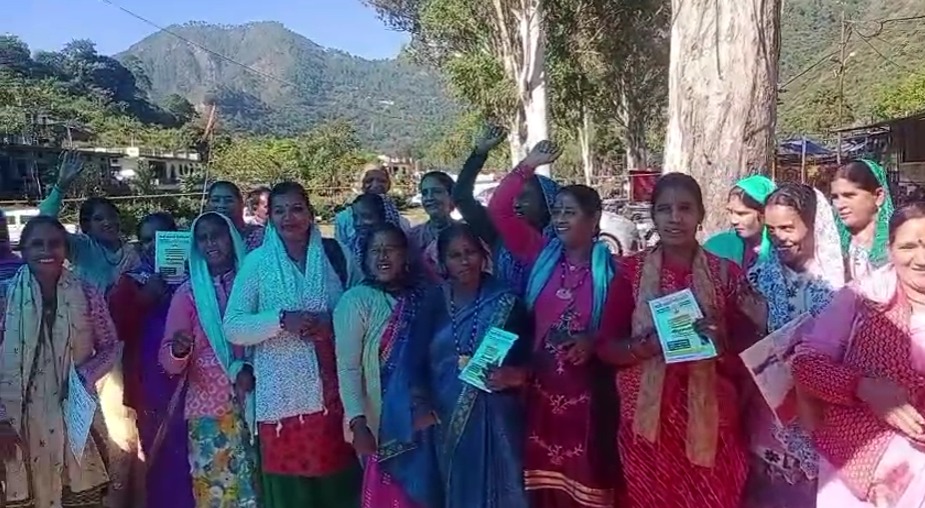 Uttarakhand Foundation Day: उत्तराखंड स्थापना दिवस पर पहाड़ के लोग आक्रोशित, धरना-प्रदर्शन और आंदोलन, जानिये क्यों?