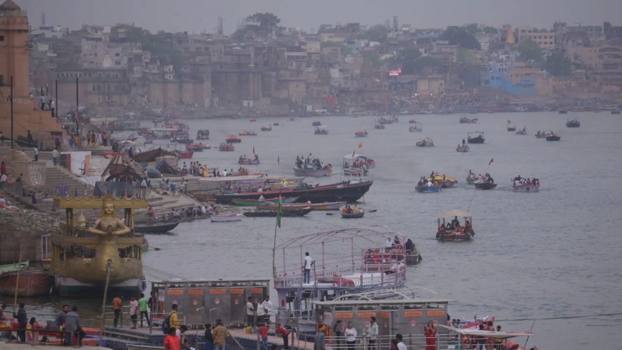 यूपी में मौसम ने बदली करवट: बारिश से राहत, दिन में खिली धूप और रातों में शुरू हुई गुलाबी ठंड