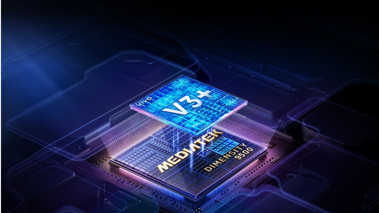 स्पीड और परफॉर्मेंस: इस फोन में Dimensity 9500 प्रोसेसर और LPDDR5X Ultra रैम के साथ UFS 4.1 स्टोरेज दिया गया है, जो इसके परफॉर्मेंस को शानदार बनाता है। इसके अलावा, Vivo ने अपने कस्टम V3+ चिप को भी शामिल किया है, जो यूजर को बेहतरीन अनुभव देता है। Origin OS6 के साथ Android 16 पर बेस्ड यह स्मार्टफोन स्मूद और फास्ट महसूस होता है। (Img- Internet)