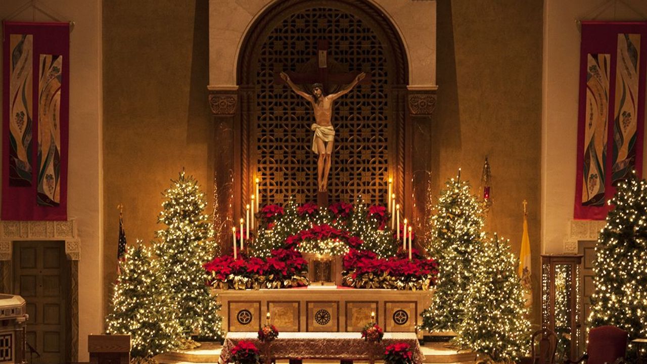 बाइबिल में जन्म की सटीक तारीख नहीं है, लेकिन रोम में पहले से विंटर सोल्स्टिस के त्योहार मनाए जाते थे। चर्च ने इन लोकप्रिय त्योहारों को ईसाई रूप देने के लिए 25 दिसंबर का चुनाव किया। (Img- Google) बाइबिल में जन्म की सटीक तारीख नहीं है, लेकिन रोम में पहले से विंटर सोल्स्टिस के त्योहार मनाए जाते थे। चर्च ने इन लोकप्रिय त्योहारों को ईसाई रूप देने के लिए 25 दिसंबर का चुनाव किया। (Img- Google)