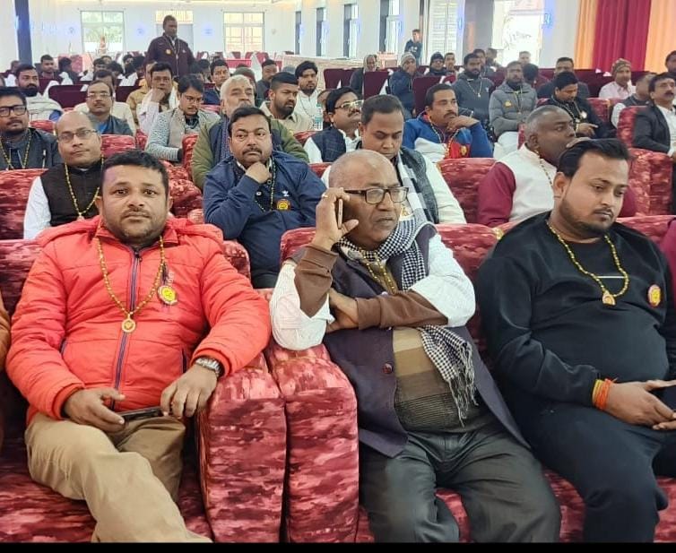 महरागमज की जिलास्तरीय बैठक में गूंजा व्यापारियों के हितों का मुद्दा, प्रांतीय अध्यक्ष ने भरी हुंकार