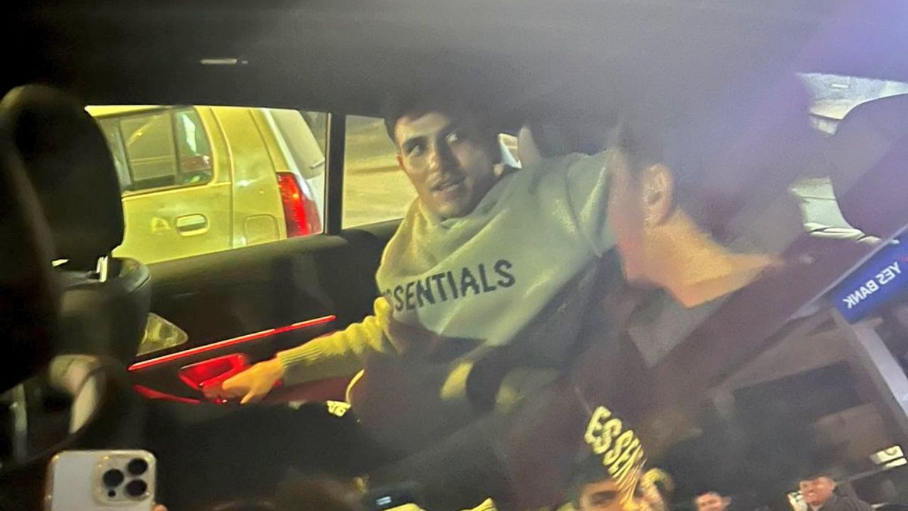 डाइट गई तेल लेने…! होटल छोड़ ये लजीज डिश खाने पहुंचे गिल और अभिषेक, चंडीगढ़ से सामने आया video