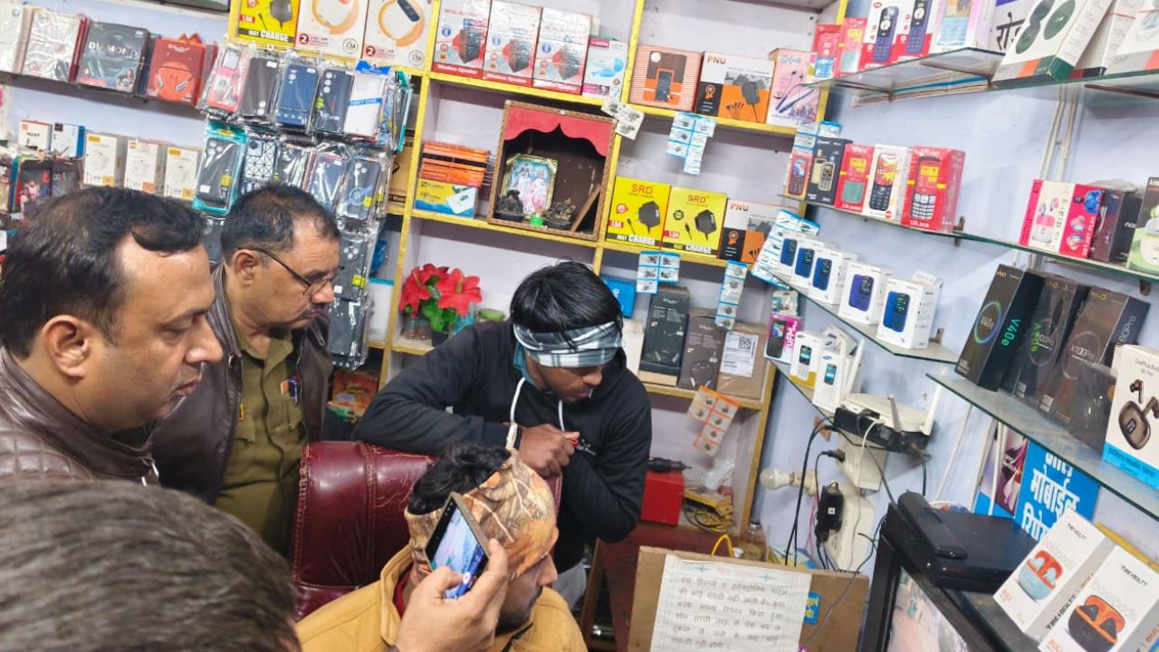 औरैया में बदमाशों का आतंक: सूबेदार मेजर की जेब काटकर बाइक सवार फरार, पुलिस ने दर्ज किया मुकदमा