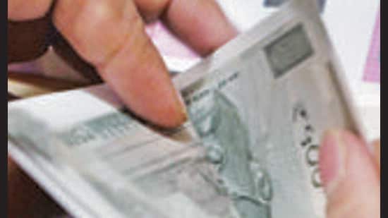 Nainital Fraud: सरकारी धन गबन के आरोप में तीन पर मुकदमा दर्ज, जिलाधिकारी ने दिए निर्देश