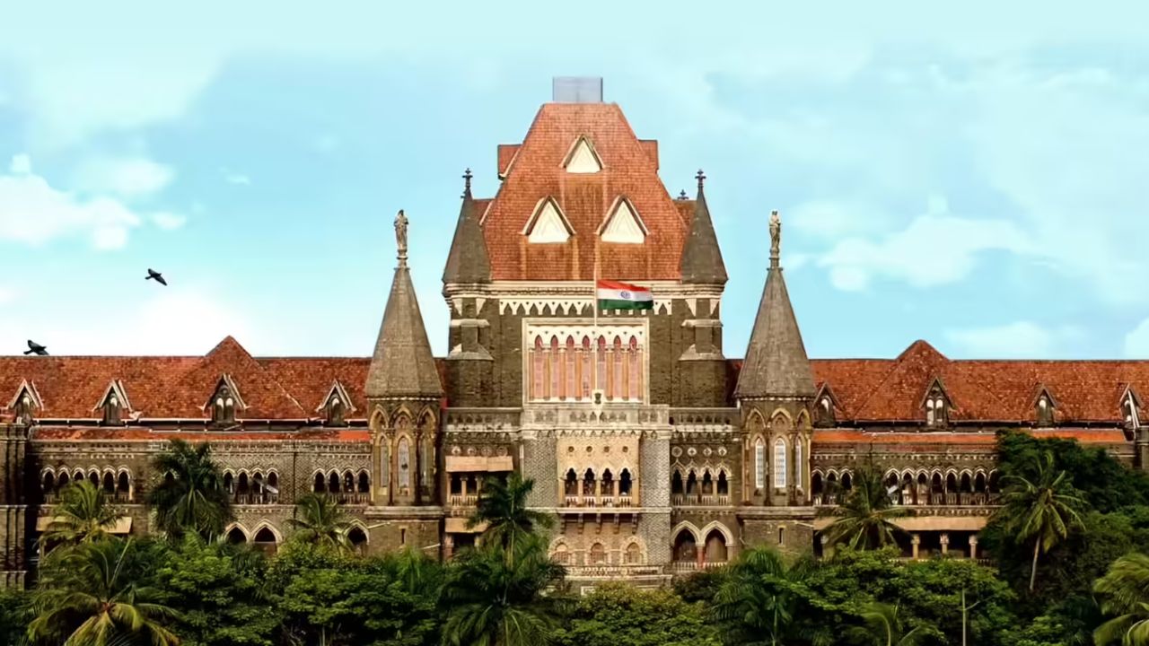 बॉम्बे हाई कोर्ट में 2381 पदों पर भर्ती, 10वीं से ग्रेजुएट तक के लिए मौका; पढ़ें पूरी जानकारी