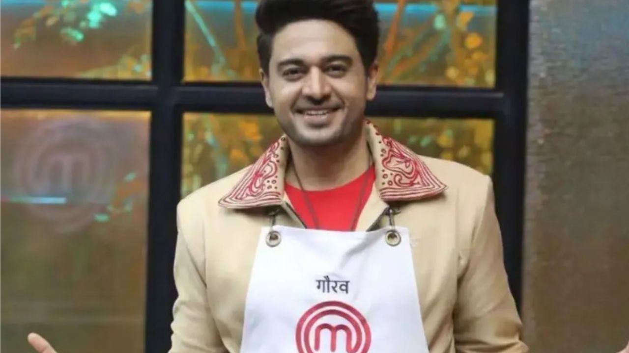 गौरव खन्ना ने ‘सेलिब्रिटी मास्टरशेफ इंडिया सीजन 1’ भी जीतने का गर्व हासिल किया है। गौरव खन्ना ने ‘सेलिब्रिटी मास्टरशेफ इंडिया सीजन 1’ भी जीतने का गर्व हासिल किया है।