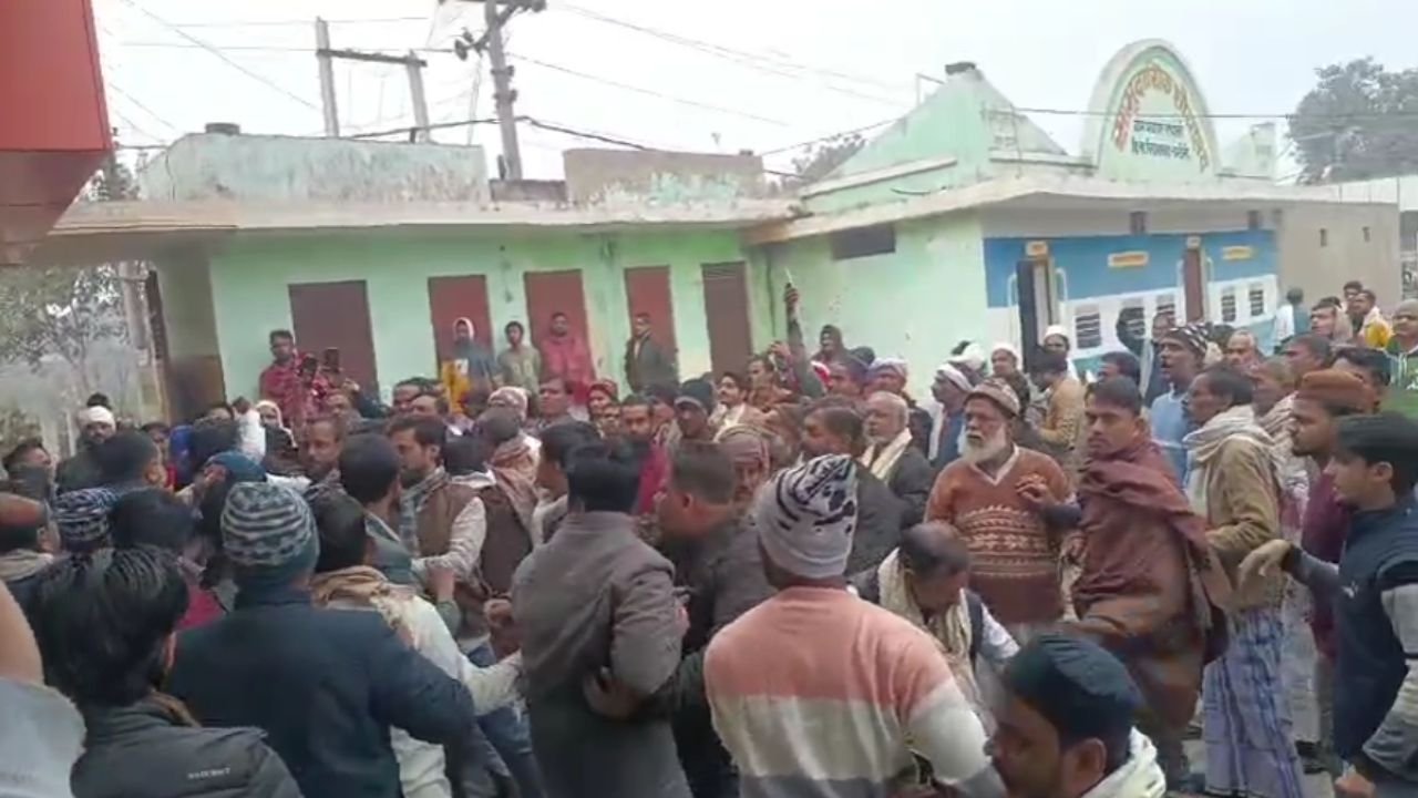 यूपी में हाथापाई तक गया वोटर लिस्ट का मामला, SDM ने दी चेतावनी; जानें पूरा मामला