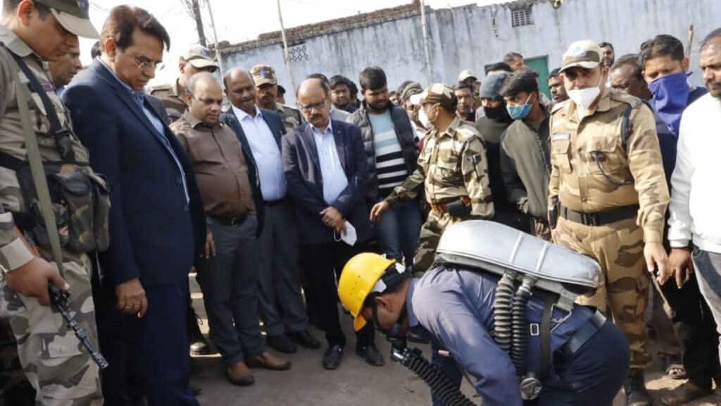 Sanoj Kumar Jha inspected the gas-affected area