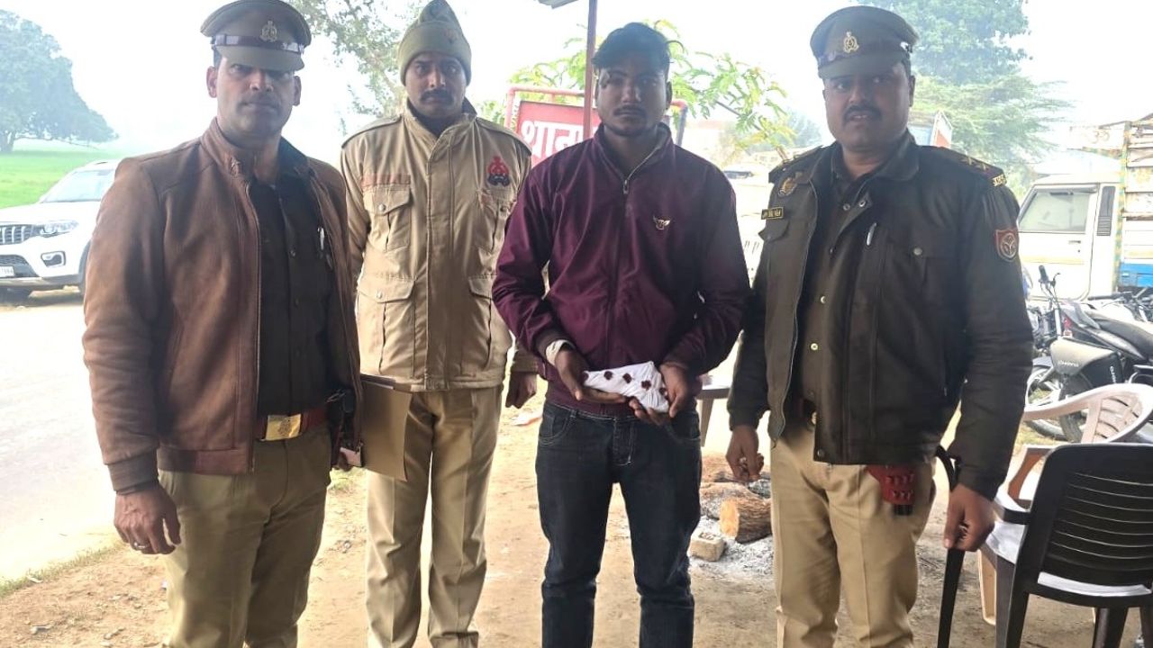 Crime in UP: देवरिया में देशी पिस्टल के साथ एक गिरफ्तार