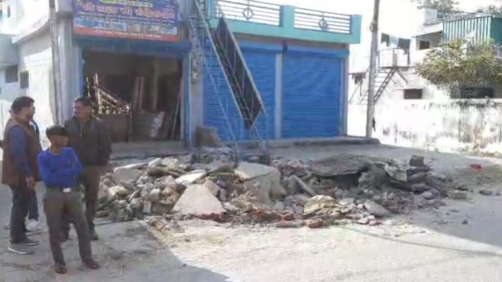 Dudhli-Doiwala road News