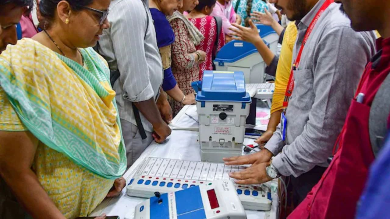 Maharashtra Local Body Election Result: बीजेपी पहुंची 100 के पार, जानिये कहां पहुंची MVA