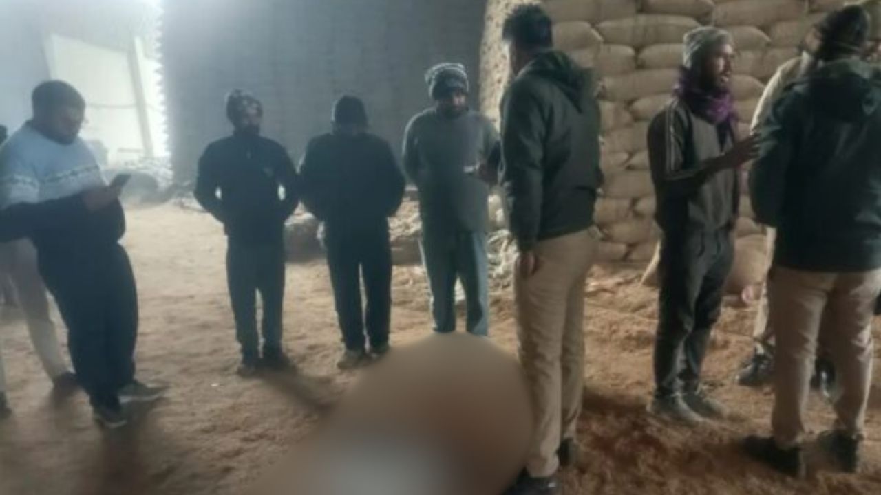 Fatehpur: फैक्ट्री में काम कर रहे मजदूर की संदिग्ध हालत में मौत, गांव में पसरा मातम