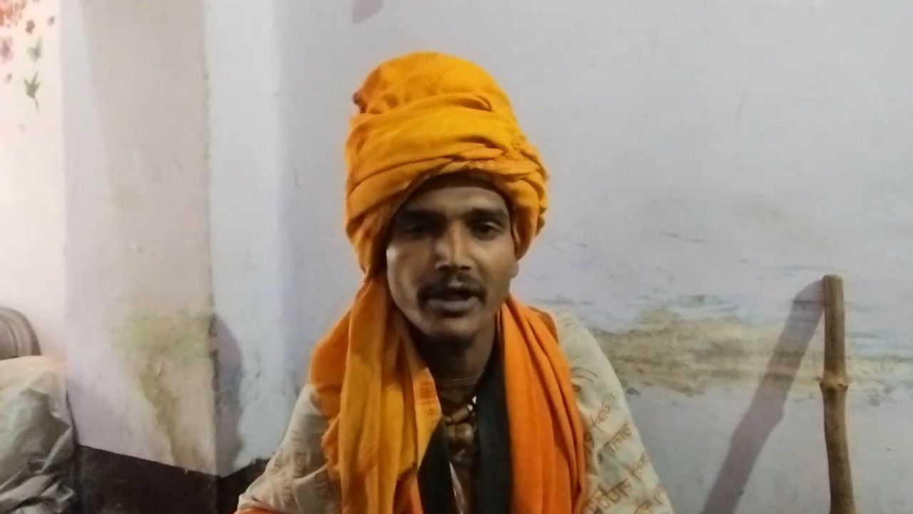 Fatehpur: मन्दिर परिसर में पुजारी पर जानलेवा हमला, सीएम से लगाई न्याय की गुहार