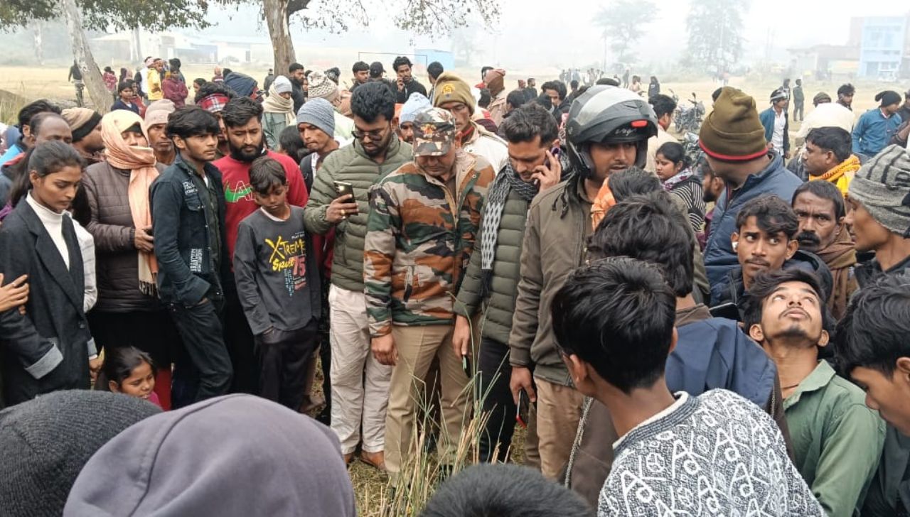 Gorakhpur Murder: गोरखपुर में बड़ी वारदात, 11वीं के छात्र को खेल मैदान में मारी गोली; आक्रोशित ग्रामीणों का बवाल