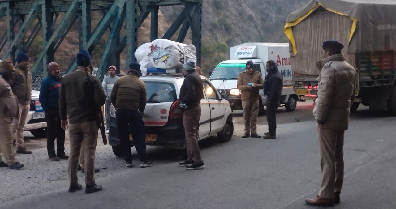 नैनीताल में तड़के से सख्त चौकसी, एसएसपी के निर्देश पर पूरे जिले में हाई अलर्ट; चेकिंग अभियान शुरू