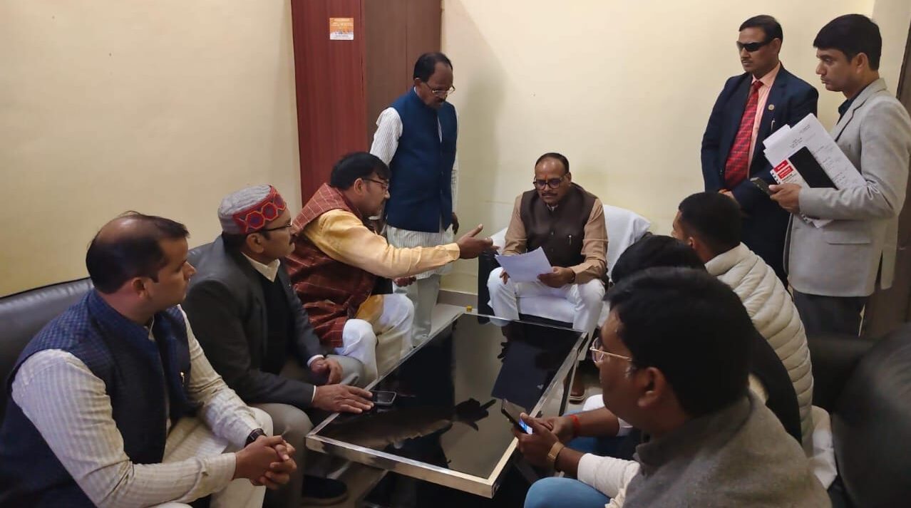 रायबरेली: सलोन गौ-हत्या प्रकरण पर VHP की शिकायत, डिप्टी सीएम से कठोर कार्रवाई की मांग