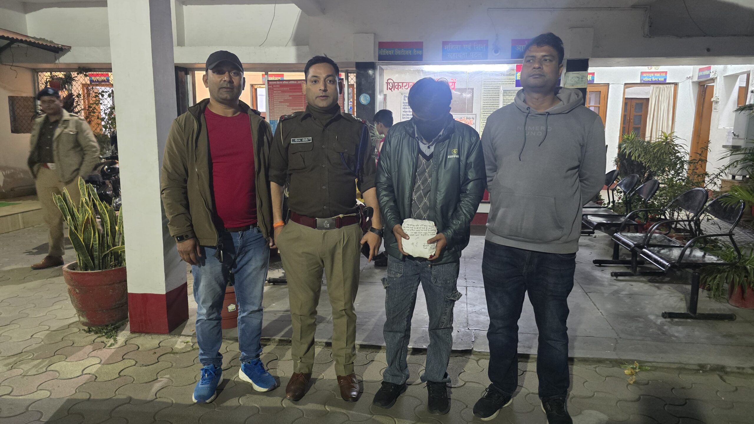 नैनीताल: नशा विरोधी अभियान में हल्द्वानी पुलिस की बड़ी सफलता, 896 ग्राम चरस के साथ तस्कर गिरफ्तार