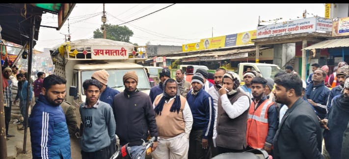 Gorakhpur: जाम से जूझ रहे गोला नगर पंचायत वासियों को मिली राहत