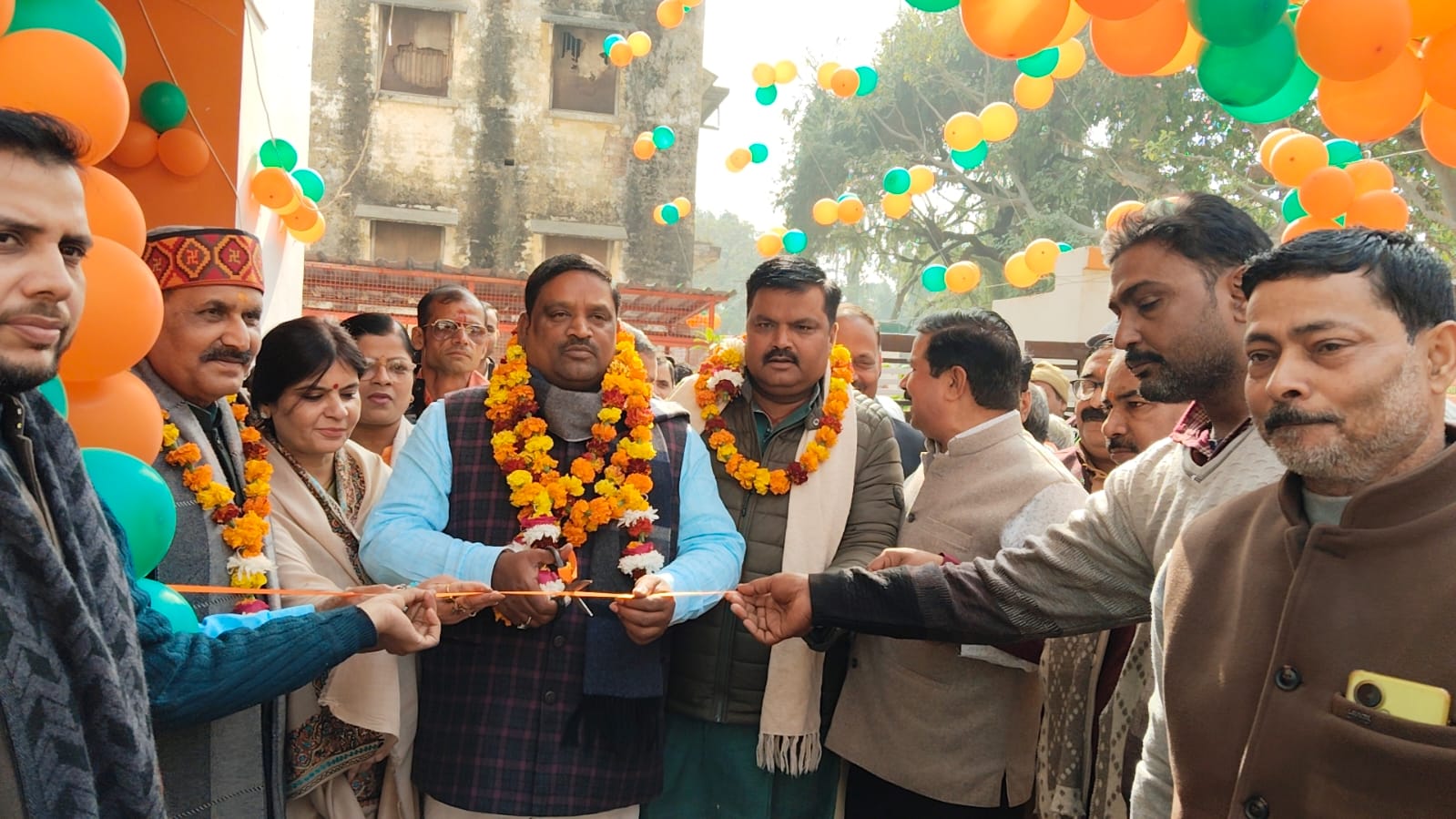 बलरामपुर भारत रत्न अटल बिहारी वाजपेयी की 101वीं जयंती; अटल भवन में पुष्पांजलि का आयोजन