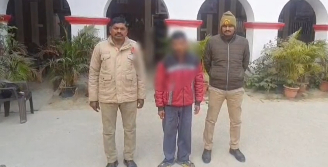 गोरखपुर पुलिस की बड़ी कामयाबी: आखिरकार दबोचा गया गंगाराम, जानें किस मामले में चल रहा था फरार