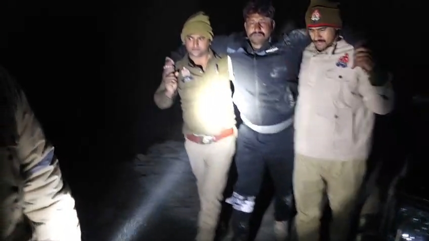 गौवध का वांछित अभियुक्त पुलिस मुठभेड़ के बाद गिरफ्तार, जानें पूरा मामला