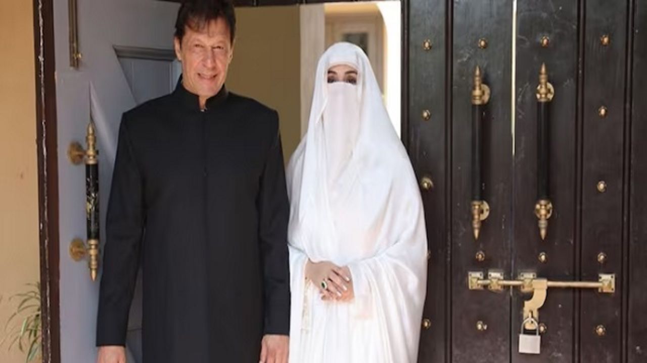 पाकिस्तान के पूर्व पीएम इमरान खान और बुशरा बीबी को 17 साल की सजा, जानिये क्या है पूरा मामला