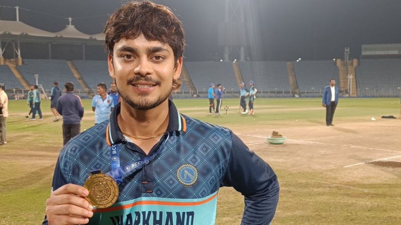 ईशान किशन ने SMAT के फाइनल में 10 छक्के और 6 चौके के साथ जड़ा शतक; क्या अब भी BCCI करेगा नजरअंदाज?