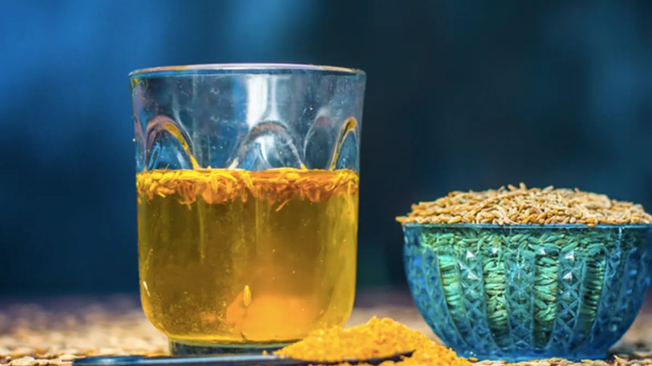 इसमें मौजूद एंटीऑक्सिडेंट्स इम्यूनिटी बढ़ाने में सहायक होते हैं। नियमित सेवन से सर्दी-खांसी और इंफेक्शन का खतरा कम हो सकता है। (Img Source: Google)