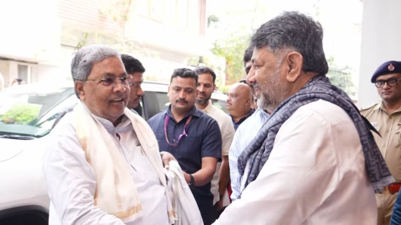 क्या सुलझेगा कर्नाटक में CM कुर्सी का विवाद? आज एक और ब्रेकफास्ट मीट, सिद्धारमैया पहुंचे शिवकुमार के घर