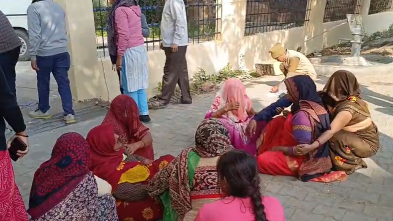 Mainpuri News: सड़क हादसे में साइकिल सवार की दर्दनाक मौत, पुलिस जांच में जुटी