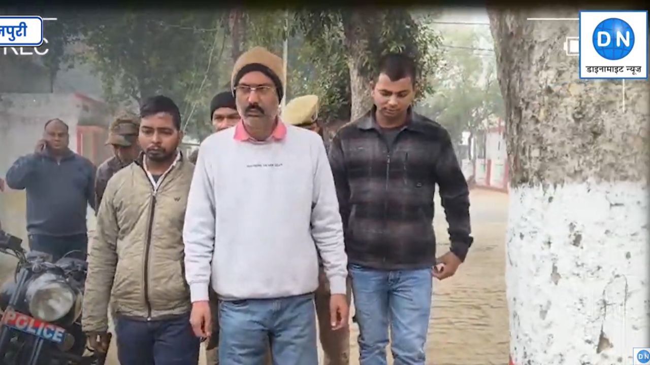 Video: मैनपुरी में शेयर मार्केट ठगी का खुलासा, साइबर क्राइम थाना पुलिस ने दो शातिर अभियुक्त किए गिरफ्तार