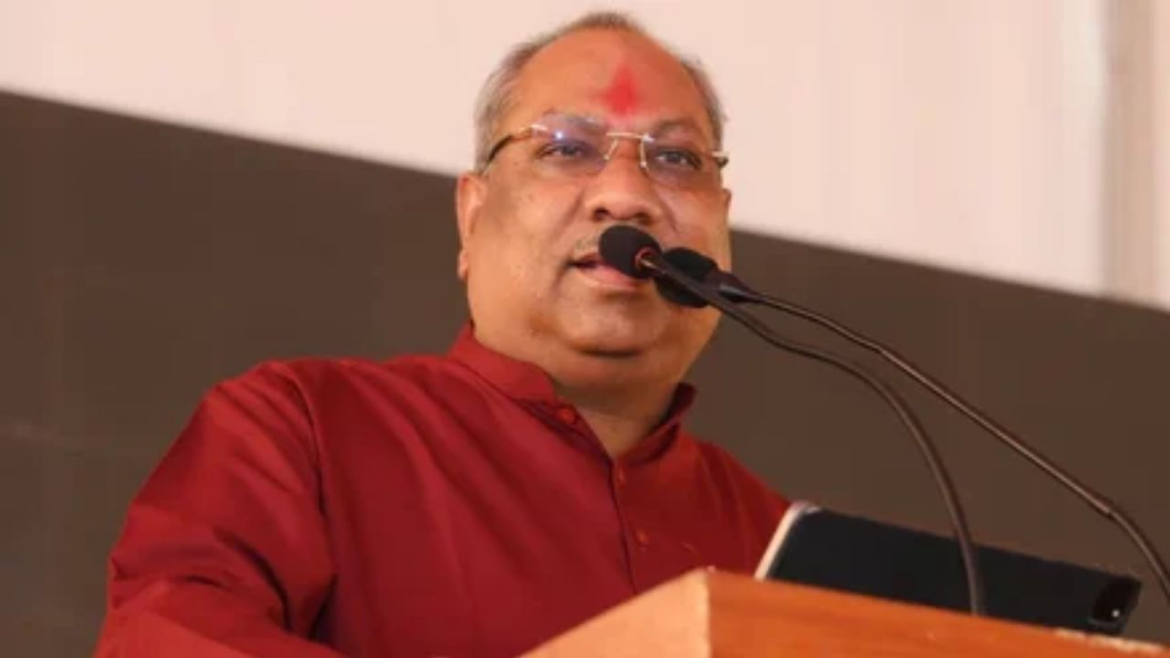 माफी या मुकदमा? हिजाब टिप्पणी पर संजय निषाद के सामने सियासी संकट; कांग्रेस-सपा ने उठाई ये मांग