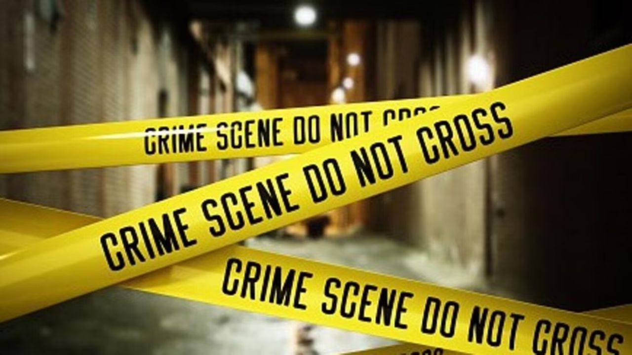 Delhi Suicide: कालकाजी में एक ही परिवार के 3 लोग फंदे पर लटके मिले, सुसाइड नोट में लिखी ये बात