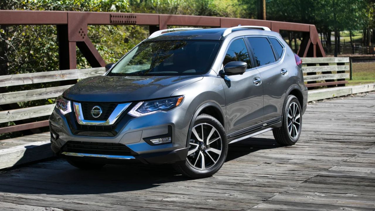 Auto News: Hyundai Creta की छुट्टी करने आ रही Nissan की नई SUV, जानें वेरिएंट और फीचर्स के बारे में