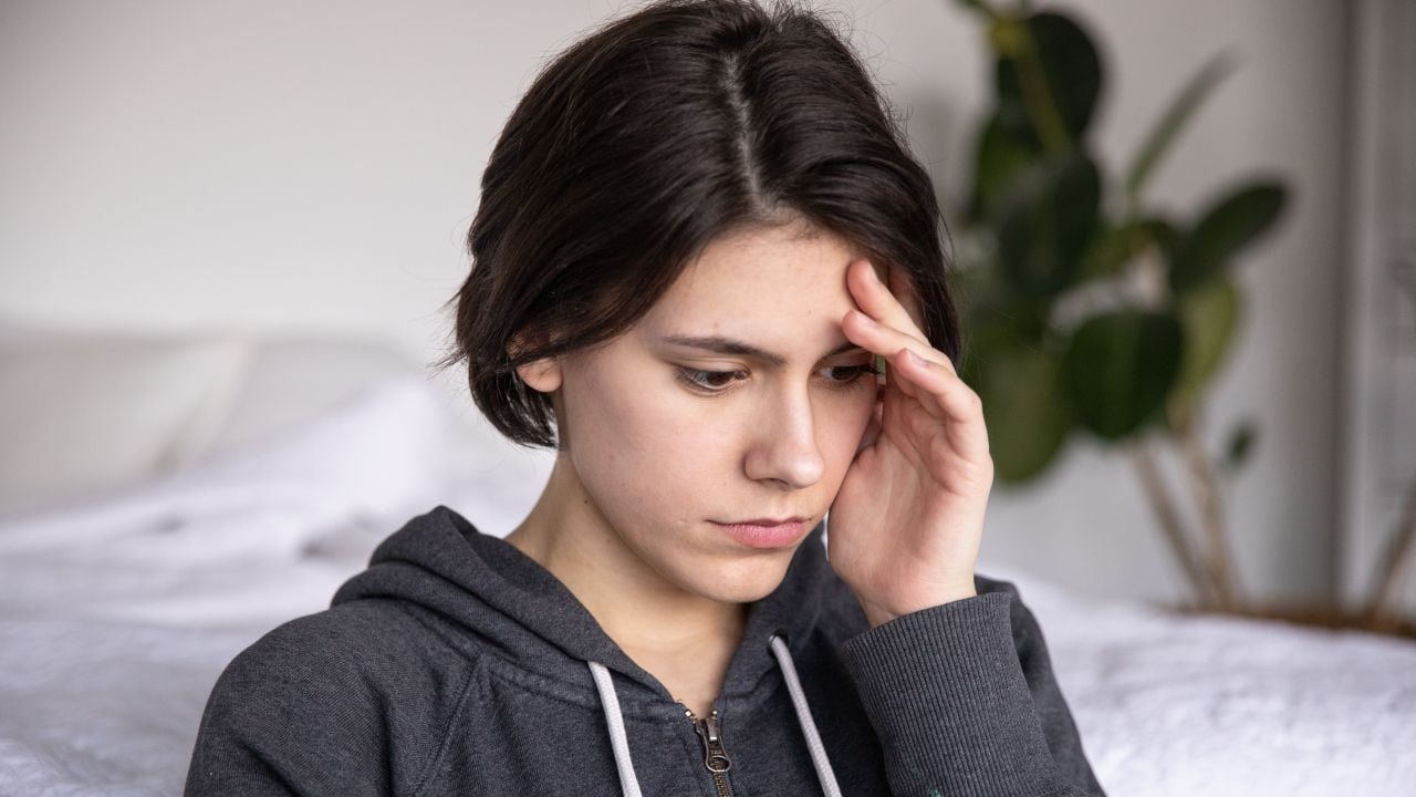 ओवरथिंकिंग कैसे बनती है मानसिक तनाव की वजह? जानें इससे छुटकारा पाने के असरदार तरीके