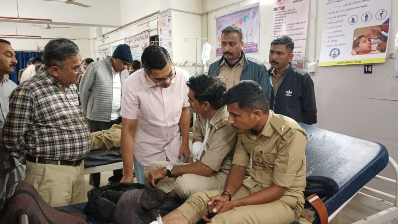 गुजरात में सर्वे टीम पर हमला, पत्थर और धनुष-बाण से 47 अधिकारी घायल; आखिर क्यों उग्र हो गई 500 की भीड़