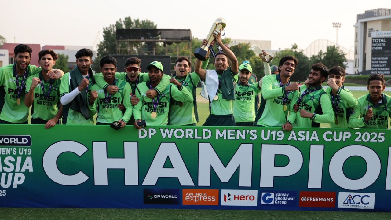 भारत को हराकर मालामाल हुआ पाकिस्तान, घर जाते ही हुई पैसों की बरसात; जानें कितना मिला इनाम